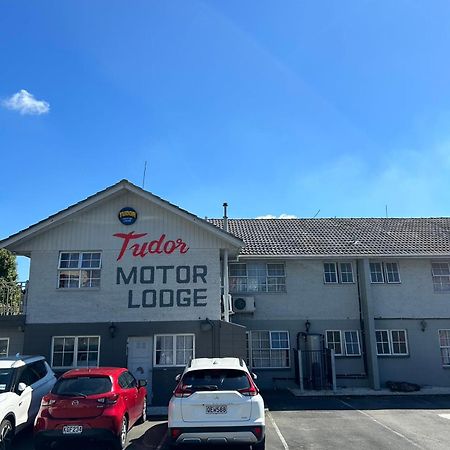 Tudor Motor Lodge Hamilton Exterior photo